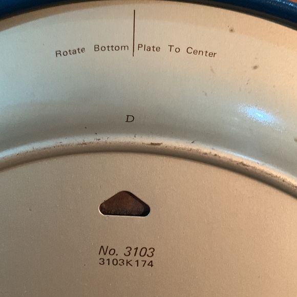 1974 Metal Christmas Plate - Picture 5 of 7